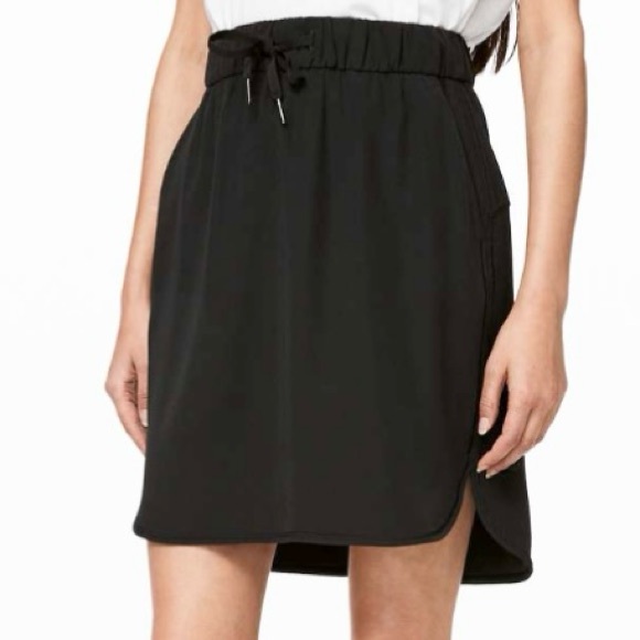 LULULEMON Athletica Black On The Fly Skirt Size 4 - Picture 3 of 16